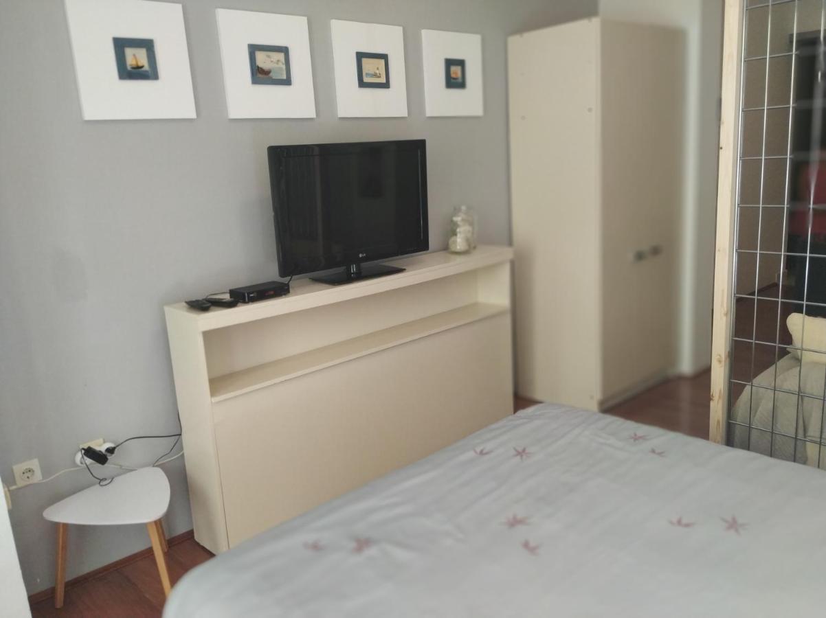 Apartmani Deleut نوفي فينودولسكي المظهر الخارجي الصورة