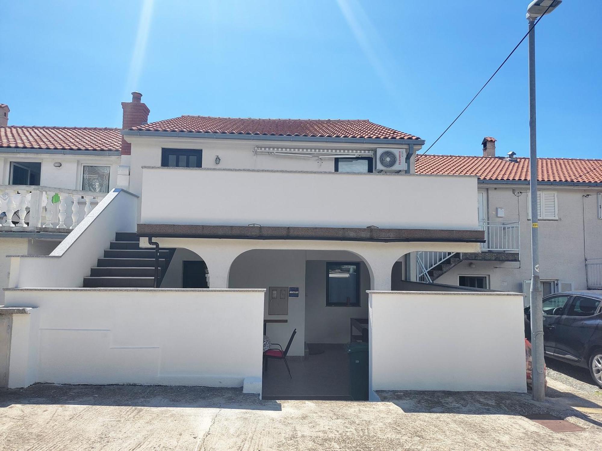Apartmani Deleut نوفي فينودولسكي المظهر الخارجي الصورة